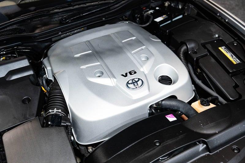 2005 Toyota Crown