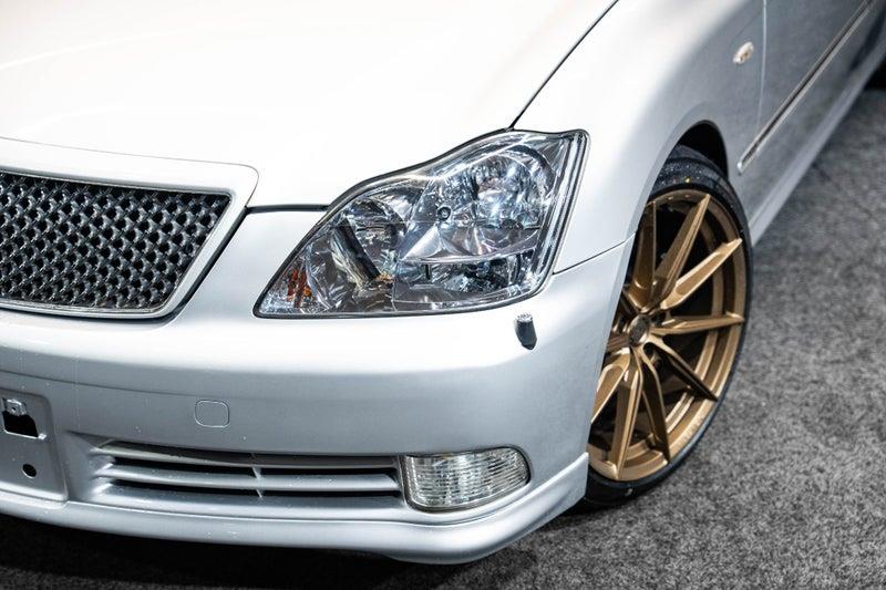 2005 Toyota Crown
