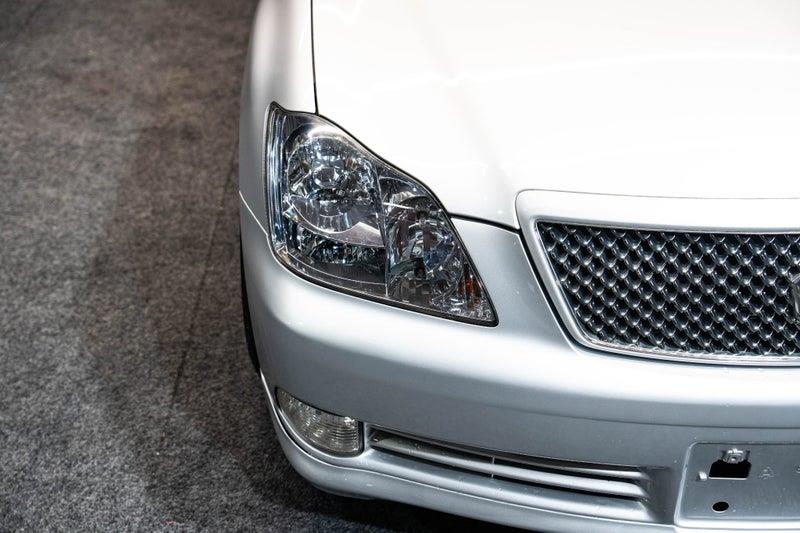 2005 Toyota Crown