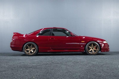 1996 Nissan Skyline - Thumbnail