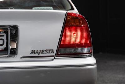 1999 Toyota Crown - Thumbnail
