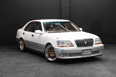 1999 Toyota Crown - Thumbnail