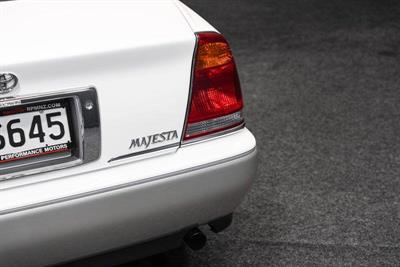 1999 Toyota Crown - Thumbnail
