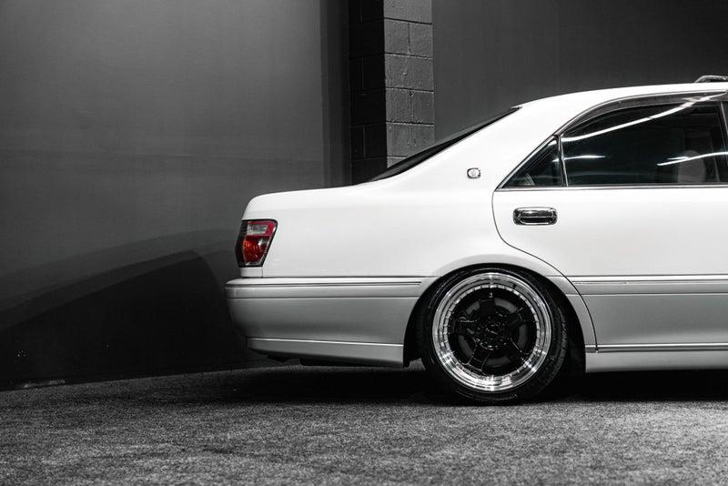 2000 Toyota Crown