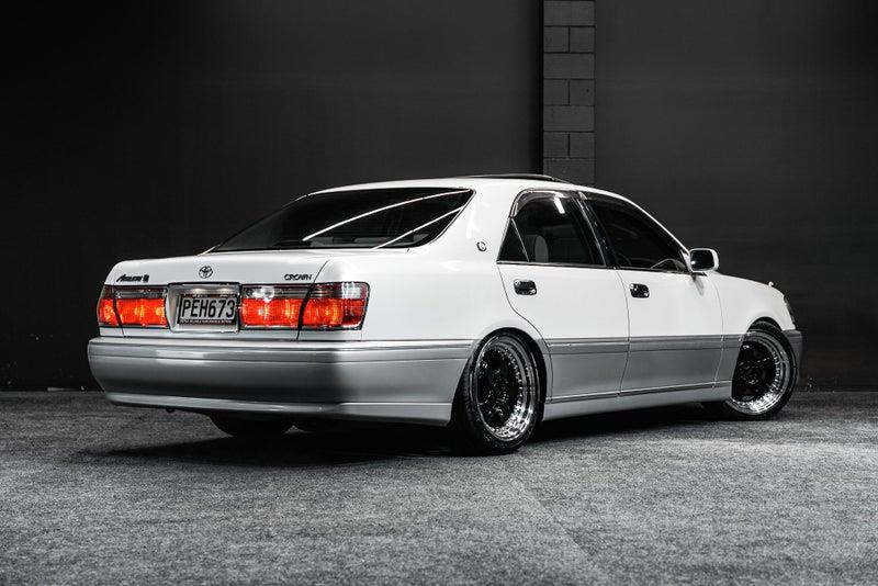 2000 Toyota Crown