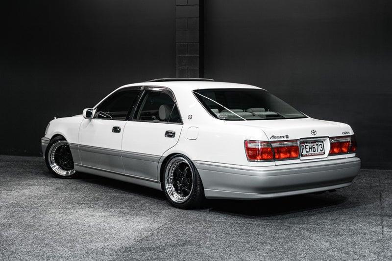 2000 Toyota Crown