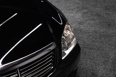 2004 Toyota Crown - Thumbnail