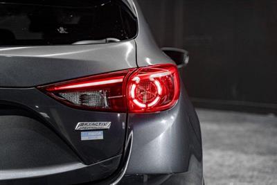 2014 Mazda Axela - Thumbnail