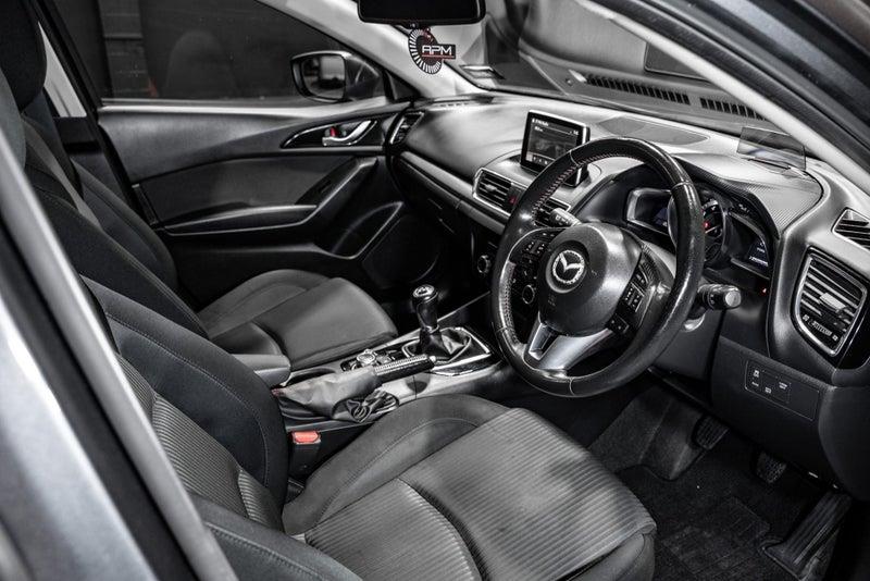 2014 Mazda Axela