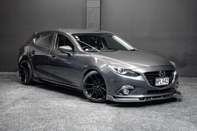 2014 Mazda Axela