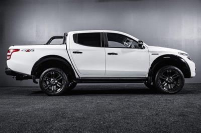 2018 Mitsubishi Triton - Thumbnail