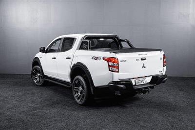 2018 Mitsubishi Triton - Thumbnail