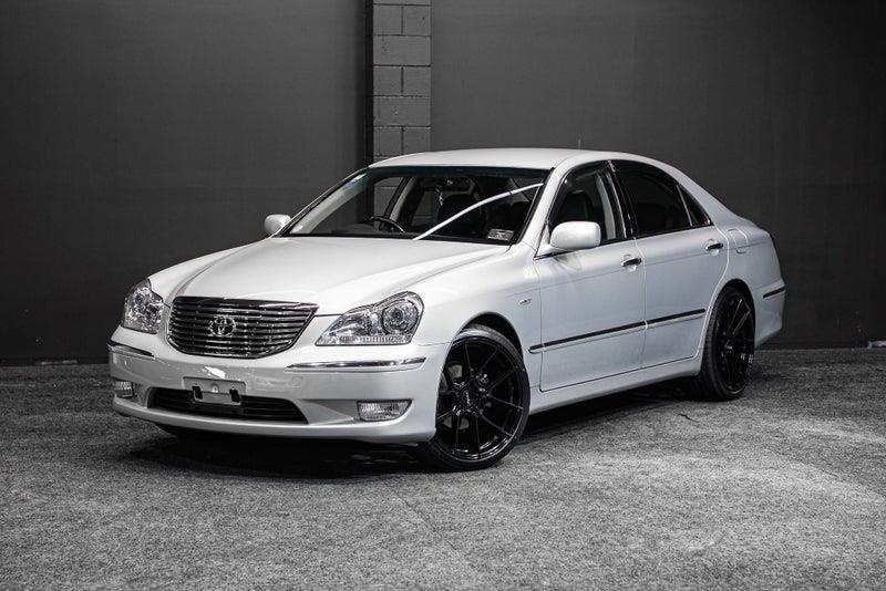 2004 Toyota Crown