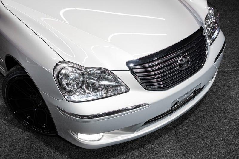 2004 Toyota Crown