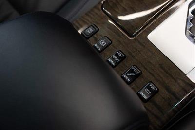 2004 Toyota Crown - Thumbnail