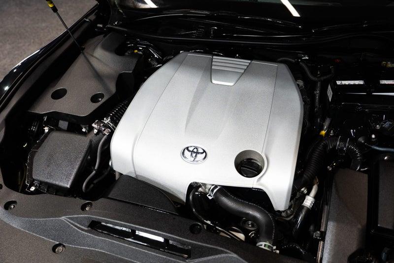 2013 Toyota Crown