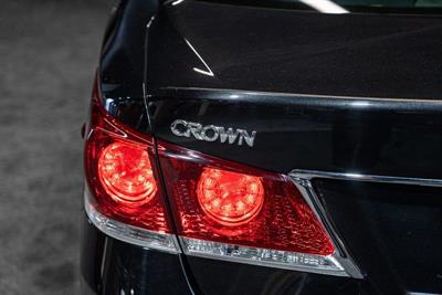 2013 Toyota Crown - Thumbnail