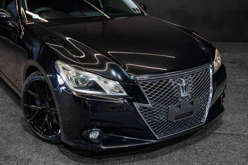 2013 Toyota Crown