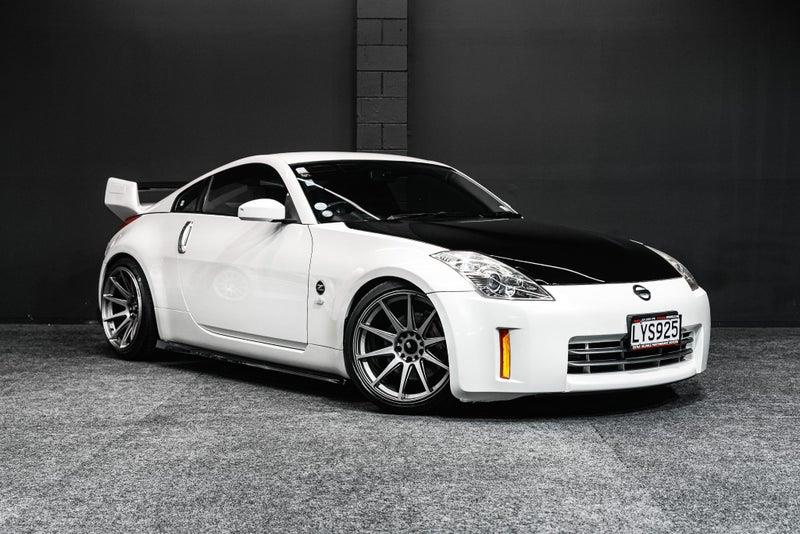 2005 Nissan Fairlady