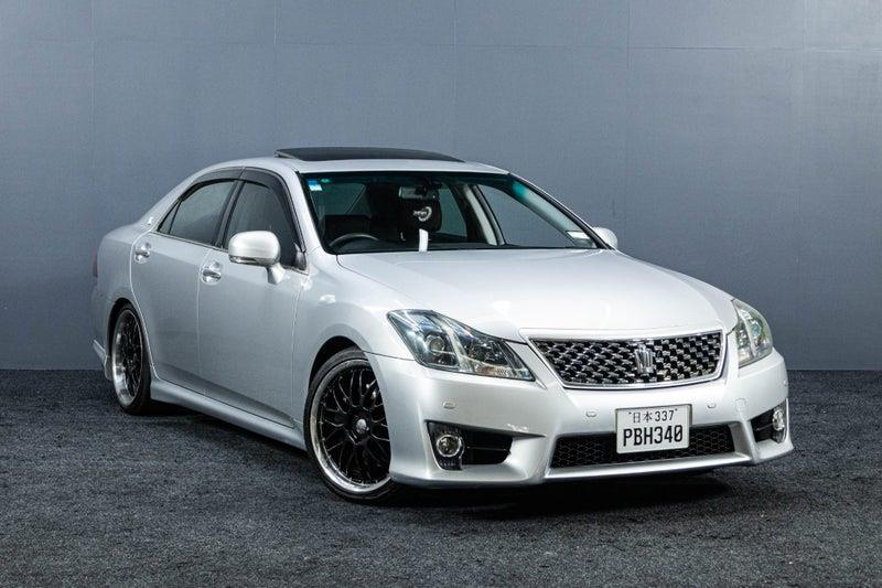 2011 Toyota Crown