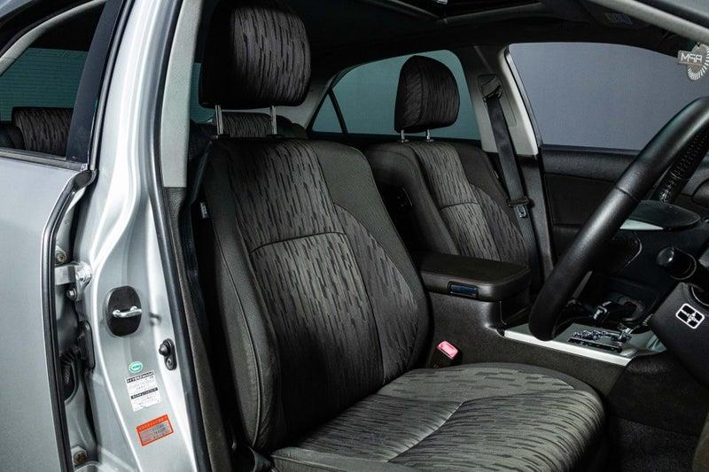 2011 Toyota Crown