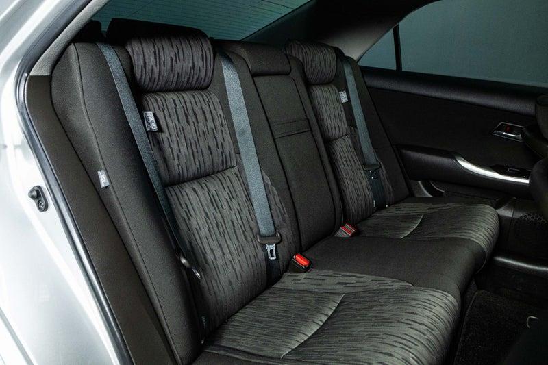 2011 Toyota Crown