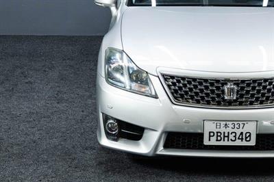 2011 Toyota Crown - Thumbnail