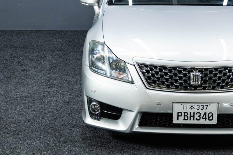 2011 Toyota Crown