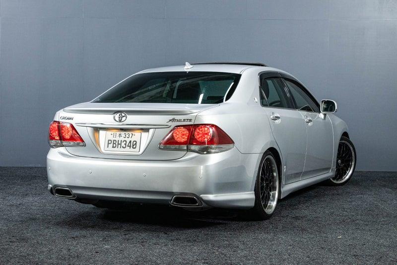 2011 Toyota Crown