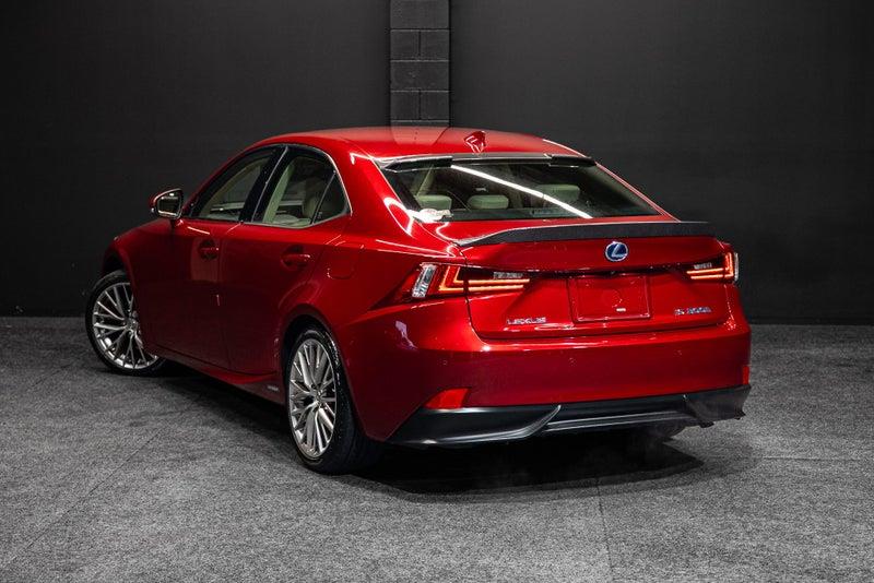 2013 Lexus IS 300h