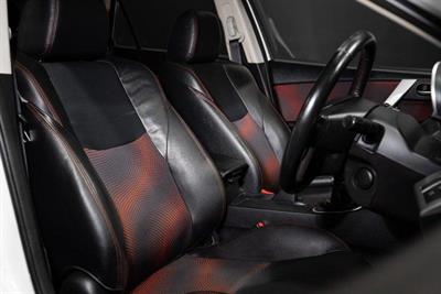 2012 Mazda Axela - Thumbnail