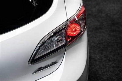 2012 Mazda Axela - Thumbnail
