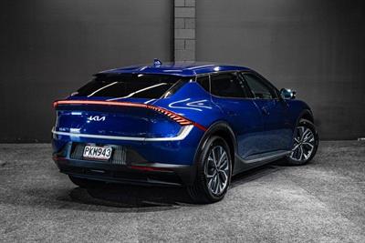 2022 Kia EV6 - Thumbnail