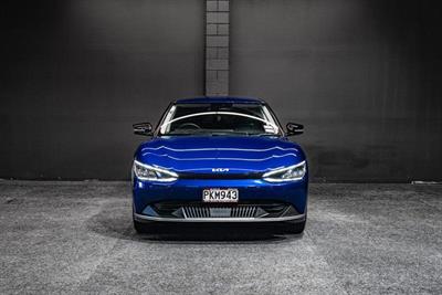 2022 Kia EV6 - Thumbnail