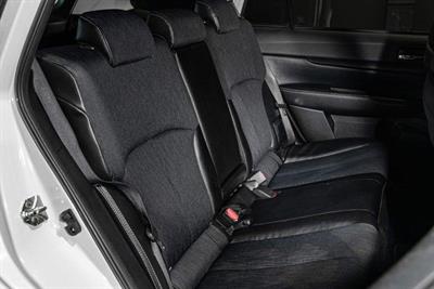 2009 Subaru Legacy - Thumbnail