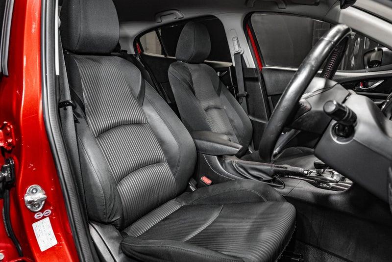 2013 Mazda Axela