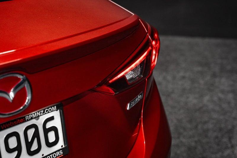 2013 Mazda Axela