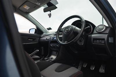 2006 Mazda Axela - Thumbnail