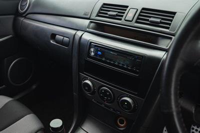 2006 Mazda Axela - Thumbnail
