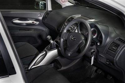 2008 Toyota Corolla - Thumbnail