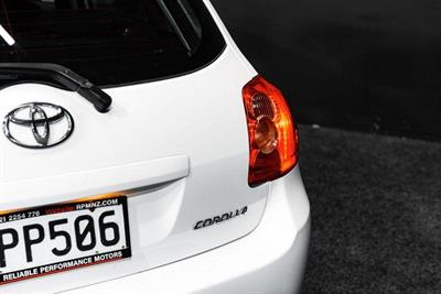 2008 Toyota Corolla - Thumbnail