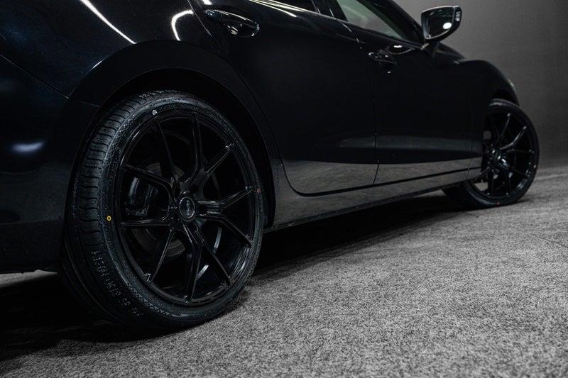 2016 Mazda Atenza