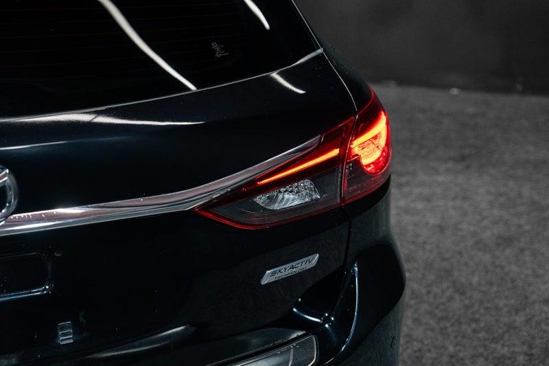2016 Mazda Atenza