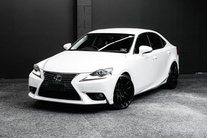 2013 Lexus IS 300h