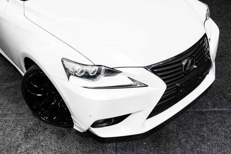 2013 Lexus IS 300h
