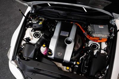 2013 Lexus IS 300h - Thumbnail