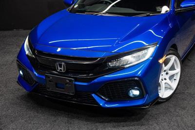 2017 Honda Civic - Thumbnail