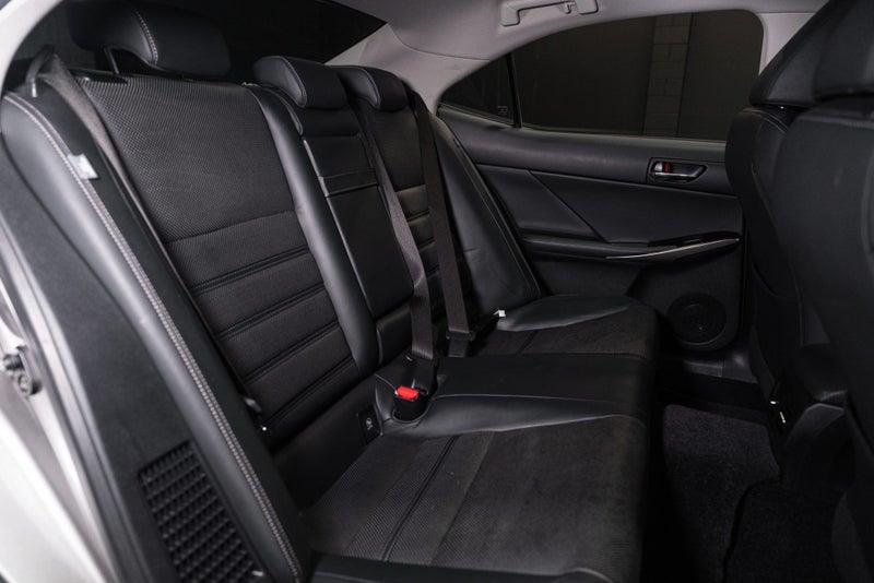 2013 Lexus IS 300h