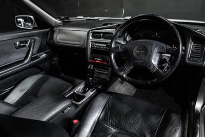 1997 Nissan Stagea - Thumbnail