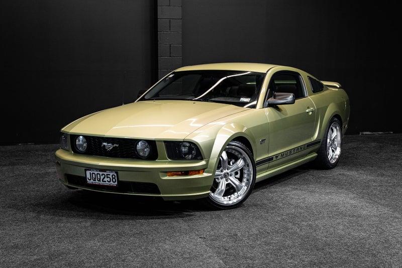 2005 Ford Mustang
